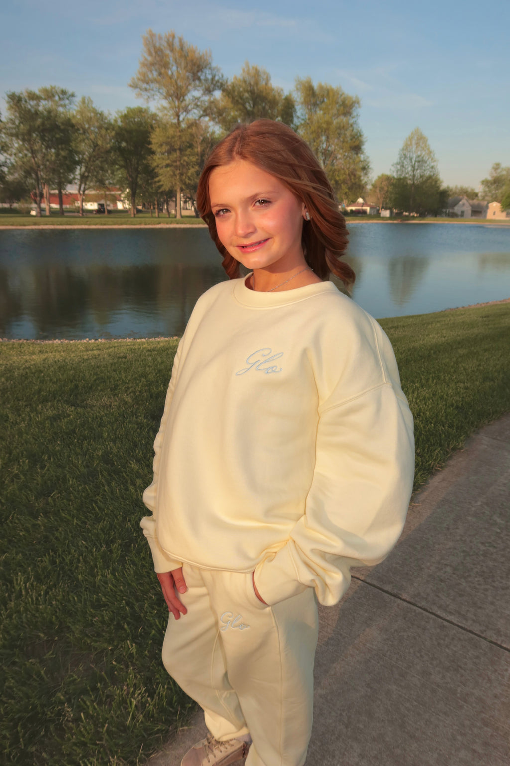 The Butter & Blue GLO Crew Neck